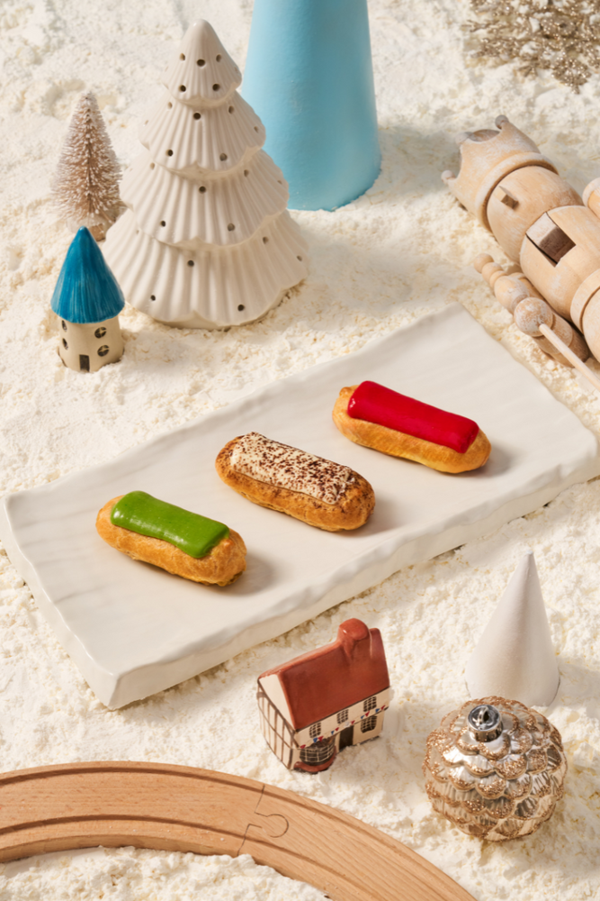 Assorted Premium Mini Éclairs (18pcs)